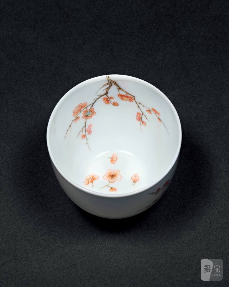 清康熙 青花粉彩过枝梅花纹杯 - 图2